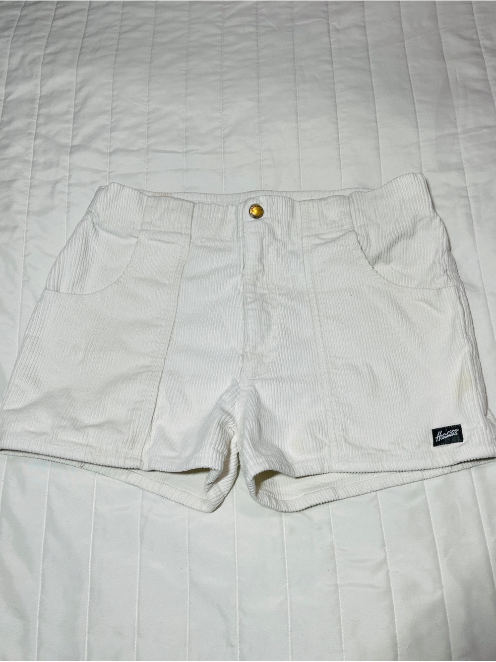High-Waist White Corduroy Women's Shorts with Gold Button Detail